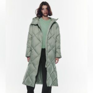 ZARA LongLine Quilted Jacket Color- Light Green Size-Large NWT